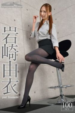 美女没有穿 任何衣服的图片